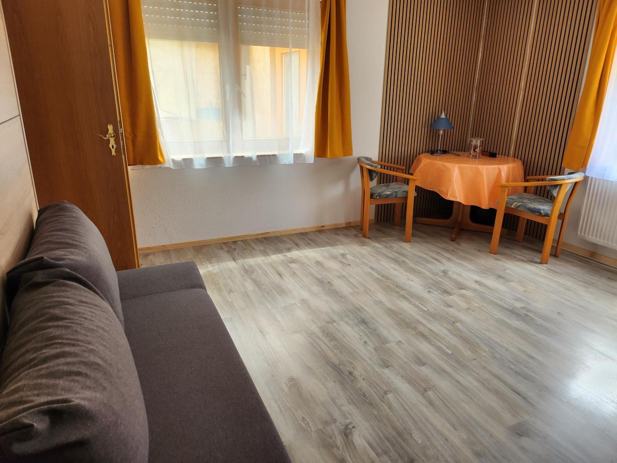 Schellis Gaestezimmer 엔즈클로슈테르레 외부 사진